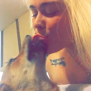 Meet your Posher, Alyssa